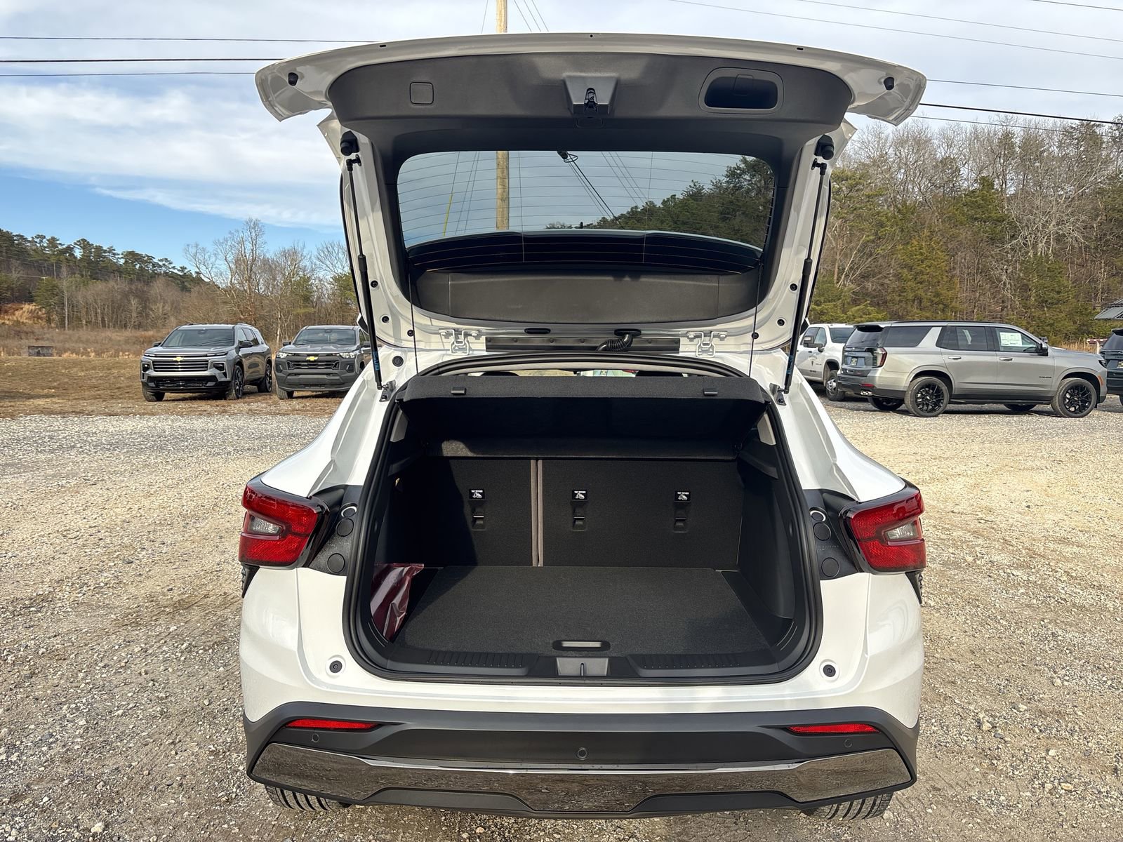 New 2026 Chevrolet Trax ACTIV FWD image 25