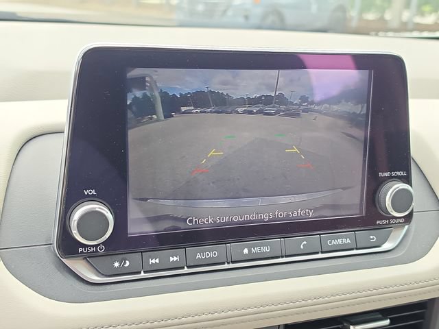Certified 2023 Nissan Rogue SV FWD image 23