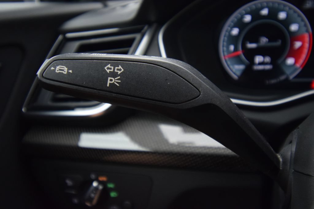 Used 2022 Audi SQ5 Premium Plus AWD/4WD image 38