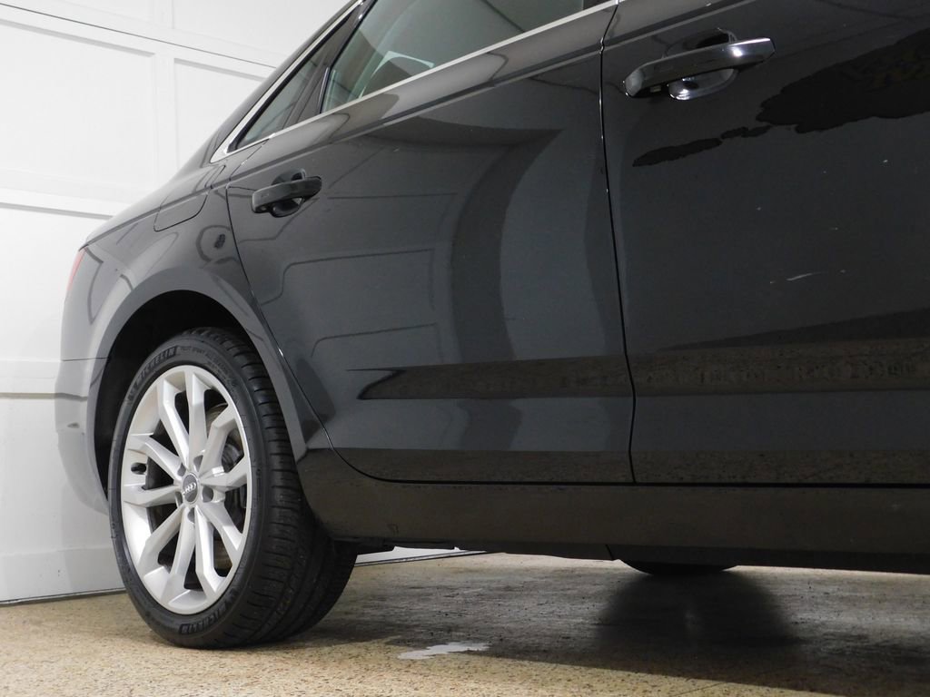 Used 2017 Audi A4 2.0T image 9