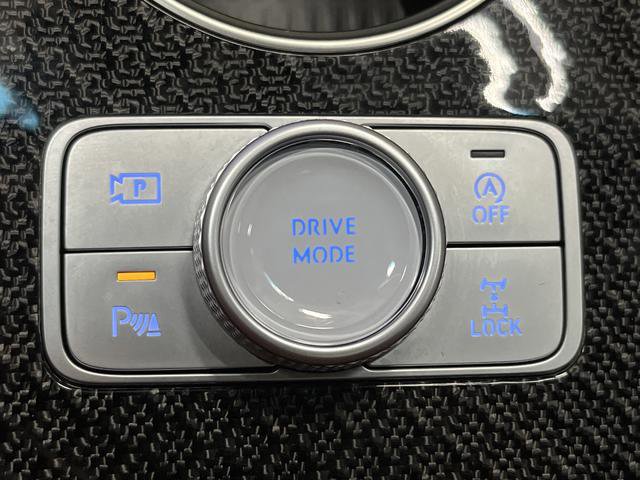 Used 2025 Genesis GV80 3.5T e-SC image 25