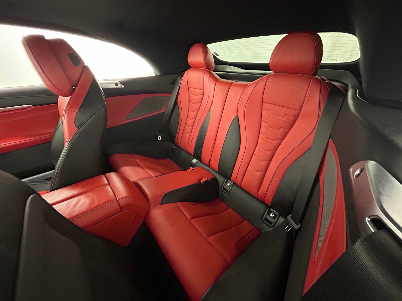 Used 2024 BMW M850i xDrive Convertible image 34