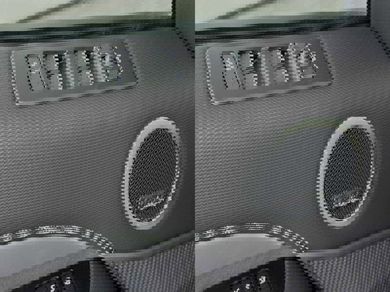 New 2025 Land Rover Discovery Dynamic SE AWD/4WD image 16