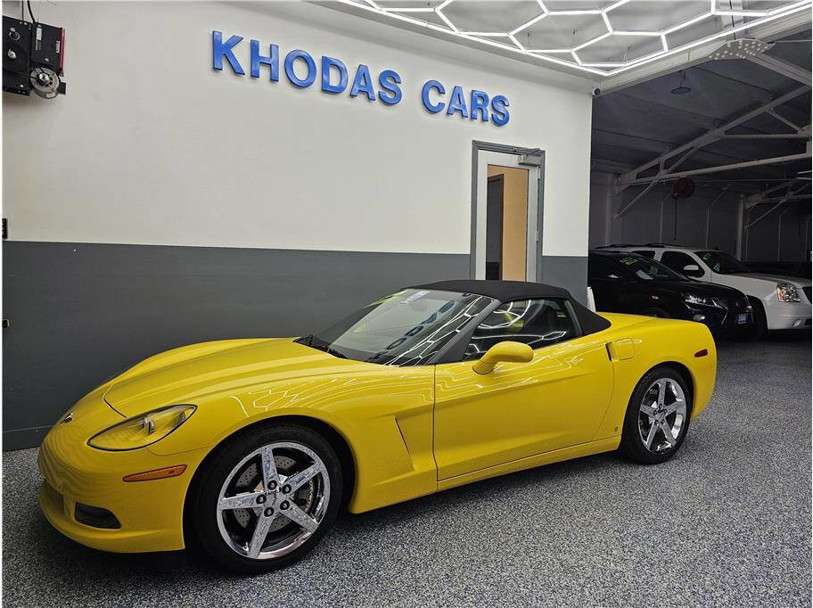Used 2008 Chevrolet Corvette Convertible w/ Preferred Equipment Group image 2