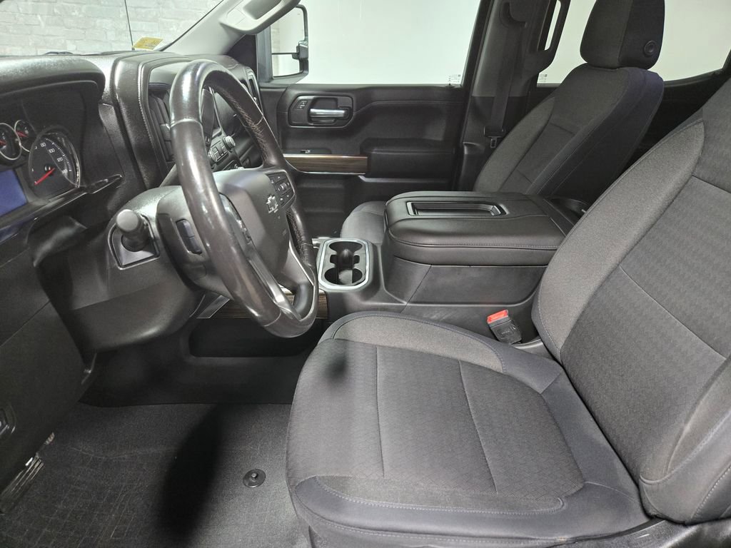 Used 2019 Chevrolet Silverado 1500 LT Trail Boss AWD/4WD image 9