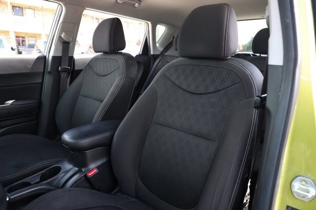 Used 2017 Kia Soul FWD image 8