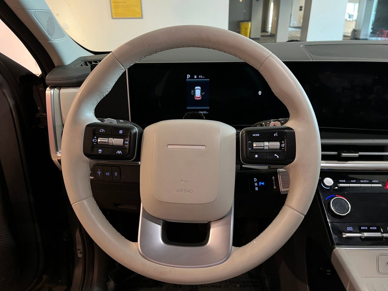 Used 2025 Hyundai Santa Fe SEL AWD/4WD image 29