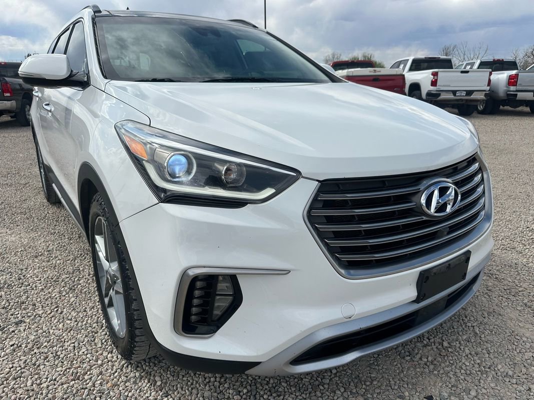 Used 2019 Hyundai Santa Fe XL AWD/4WD image 2