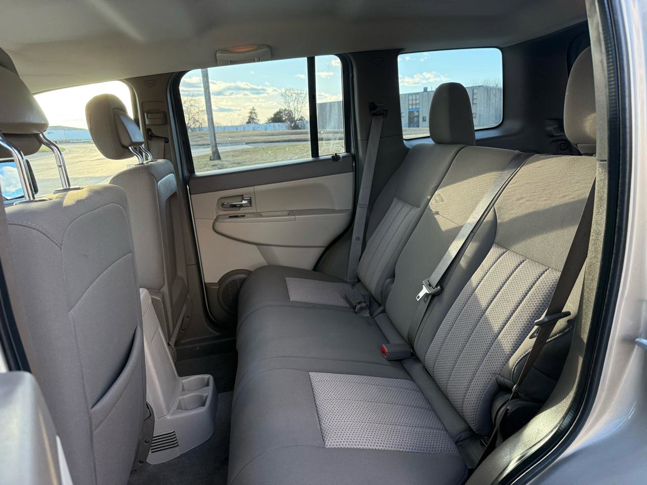 Used 2011 Jeep Liberty Sport image 15