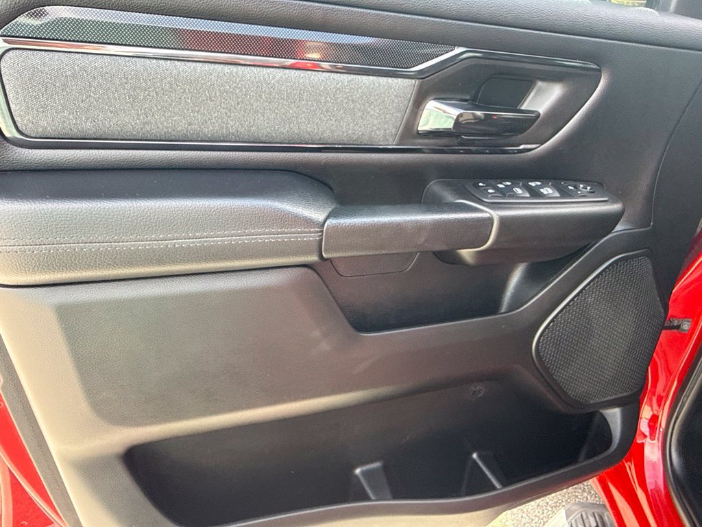 Used 2022 RAM 1500 Big Horn AWD/4WD image 15