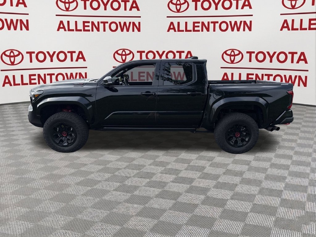 Used 2025 Toyota Tacoma TRD Pro w/ Tow Tech Package AWD/4WD image 9