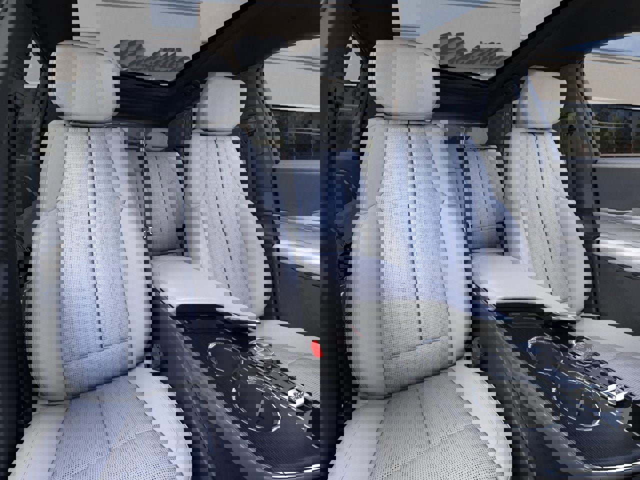 New 2025 Cadillac Lyriq Luxury w/ LPO, Floor Liner Package image 16