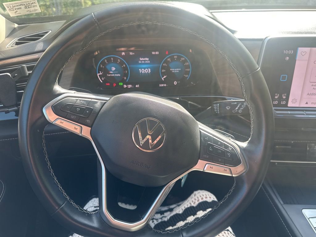 Used 2025 Volkswagen Atlas SE image 12