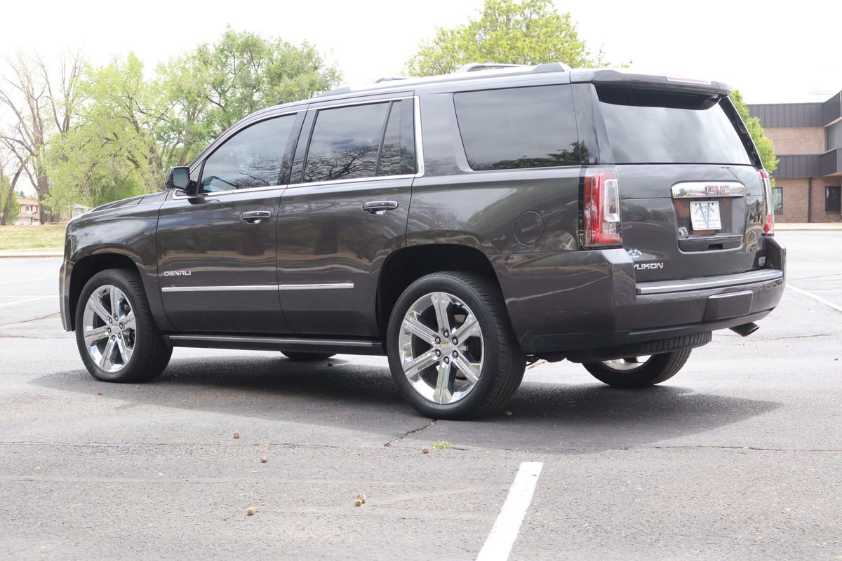 Used 2017 GMC Yukon Denali w/ Open Road Package AWD/4WD image 7