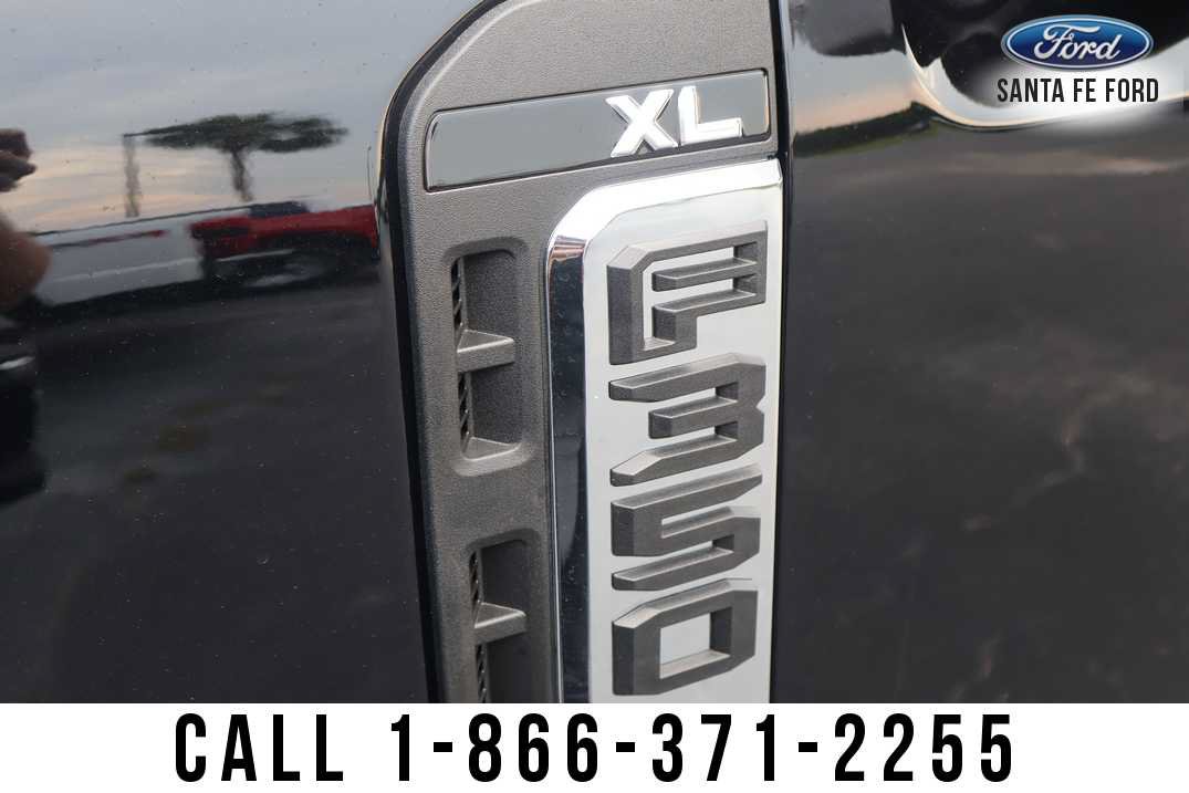 New 2026 Ford F350 XL w/ 360-Degree Camera Package RWD image 11
