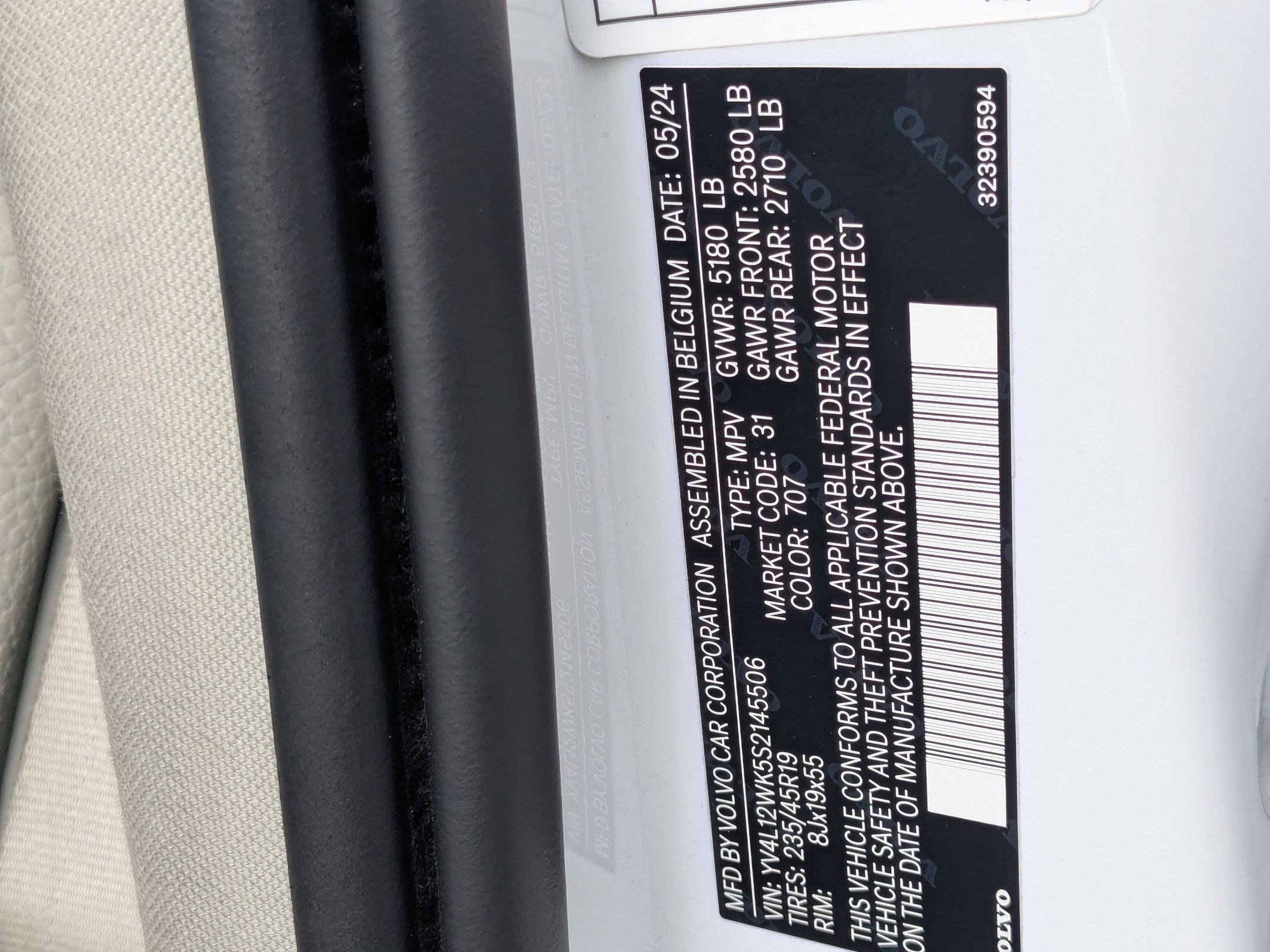 Used 2025 Volvo V60 B5 Cross Country Plus image 35