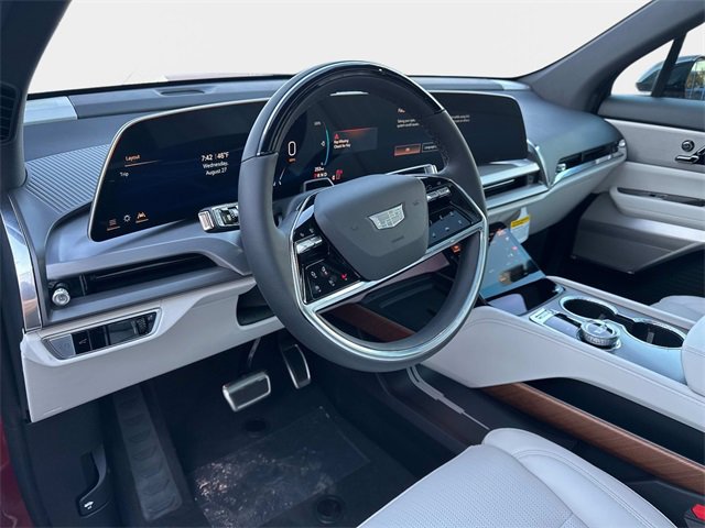 New 2026 Cadillac Vistiq Sport w/ LPO, Floor Liner Package image 18