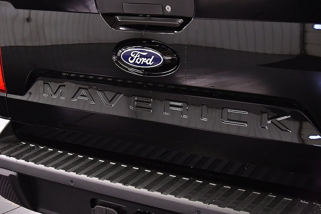 New 2025 Ford Maverick XL w/ Equipment Group 101A image 11