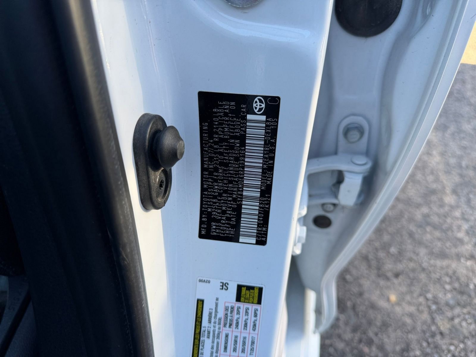 Used 2024 Toyota Corolla LE image 27