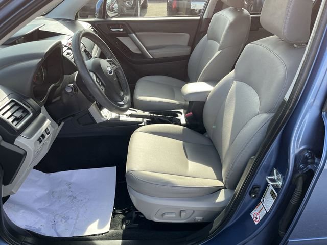Used 2016 Subaru Forester 2.5i Limited AWD/4WD image 15