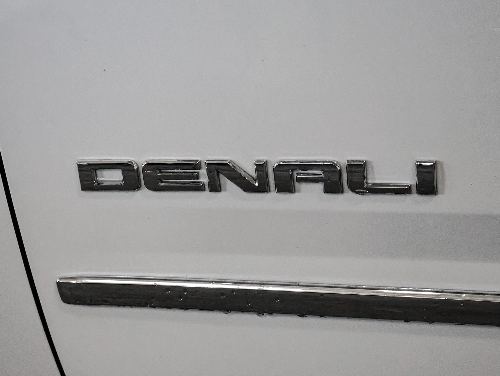 Used 2016 GMC Yukon XL Denali AWD/4WD image 19