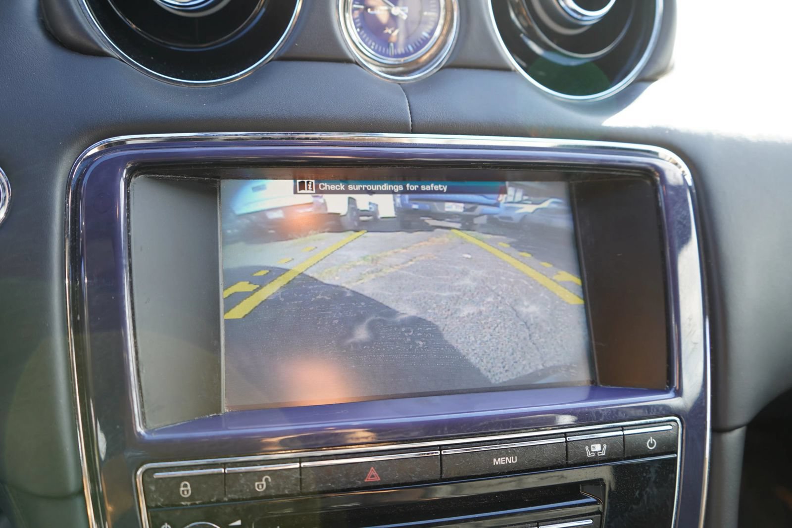 Used 2011 Jaguar XJ L Supersport RWD image 24