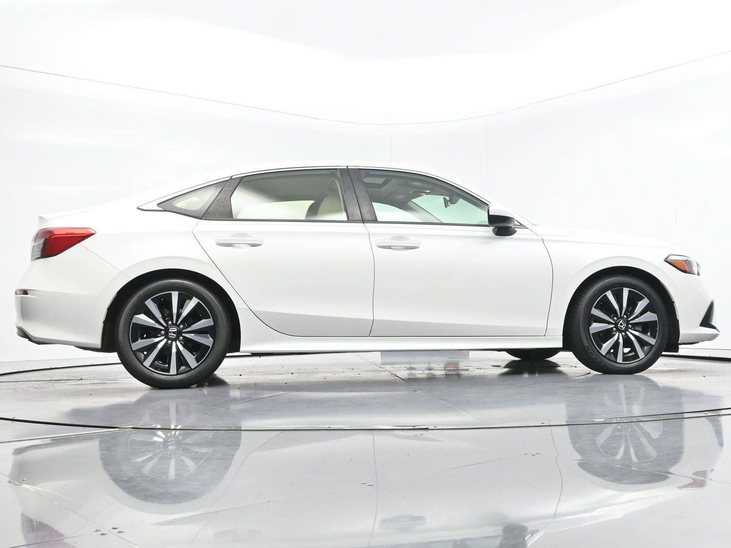Used 2022 Honda Civic EX image 52