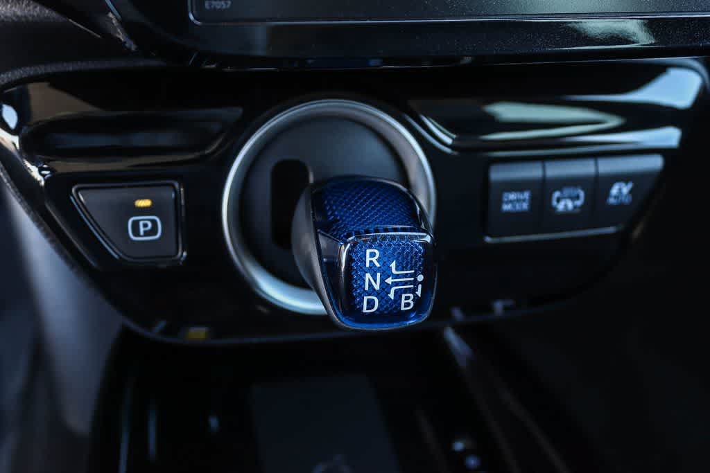 Used 2022 Toyota Prius Prime XLE FWD image 18