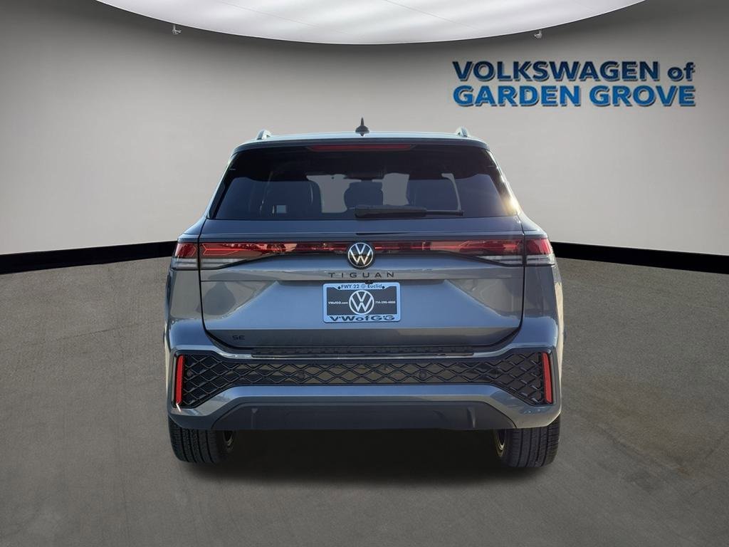 New 2026 Volkswagen Tiguan SE R-Line image 6