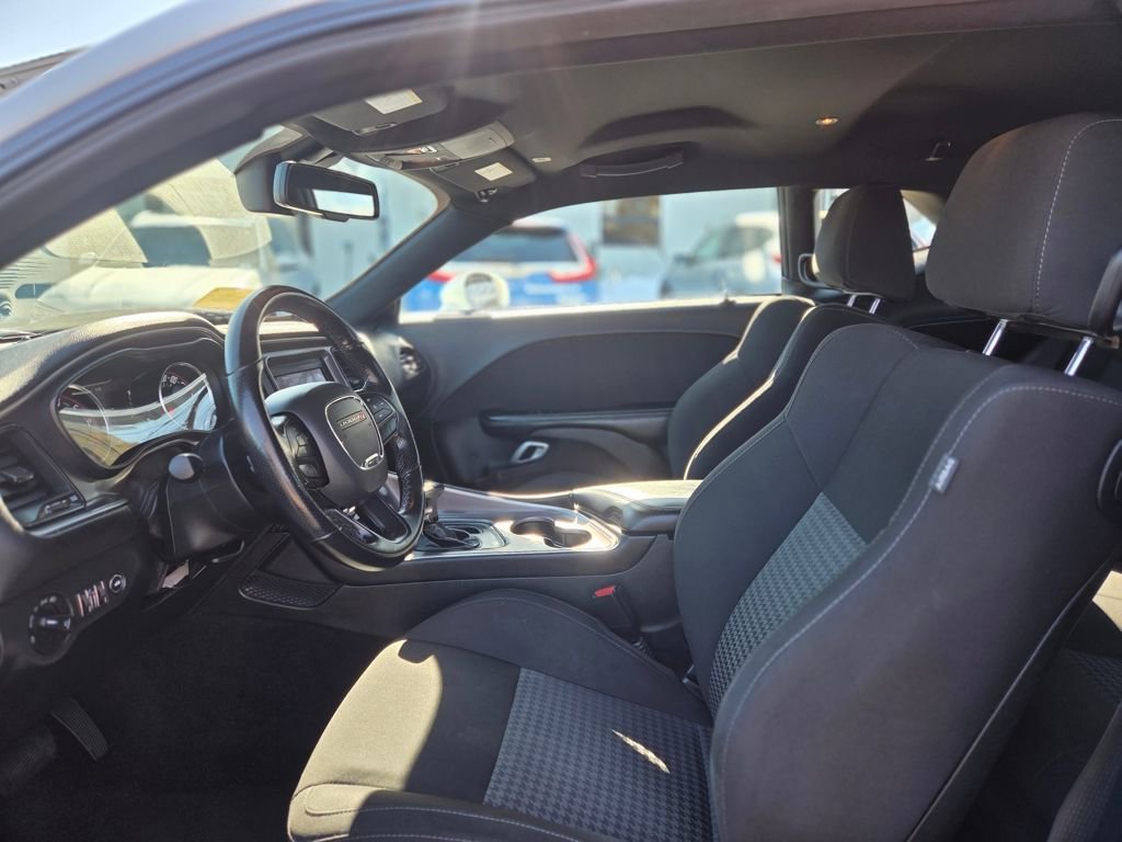 Used 2022 Dodge Challenger GT image 18