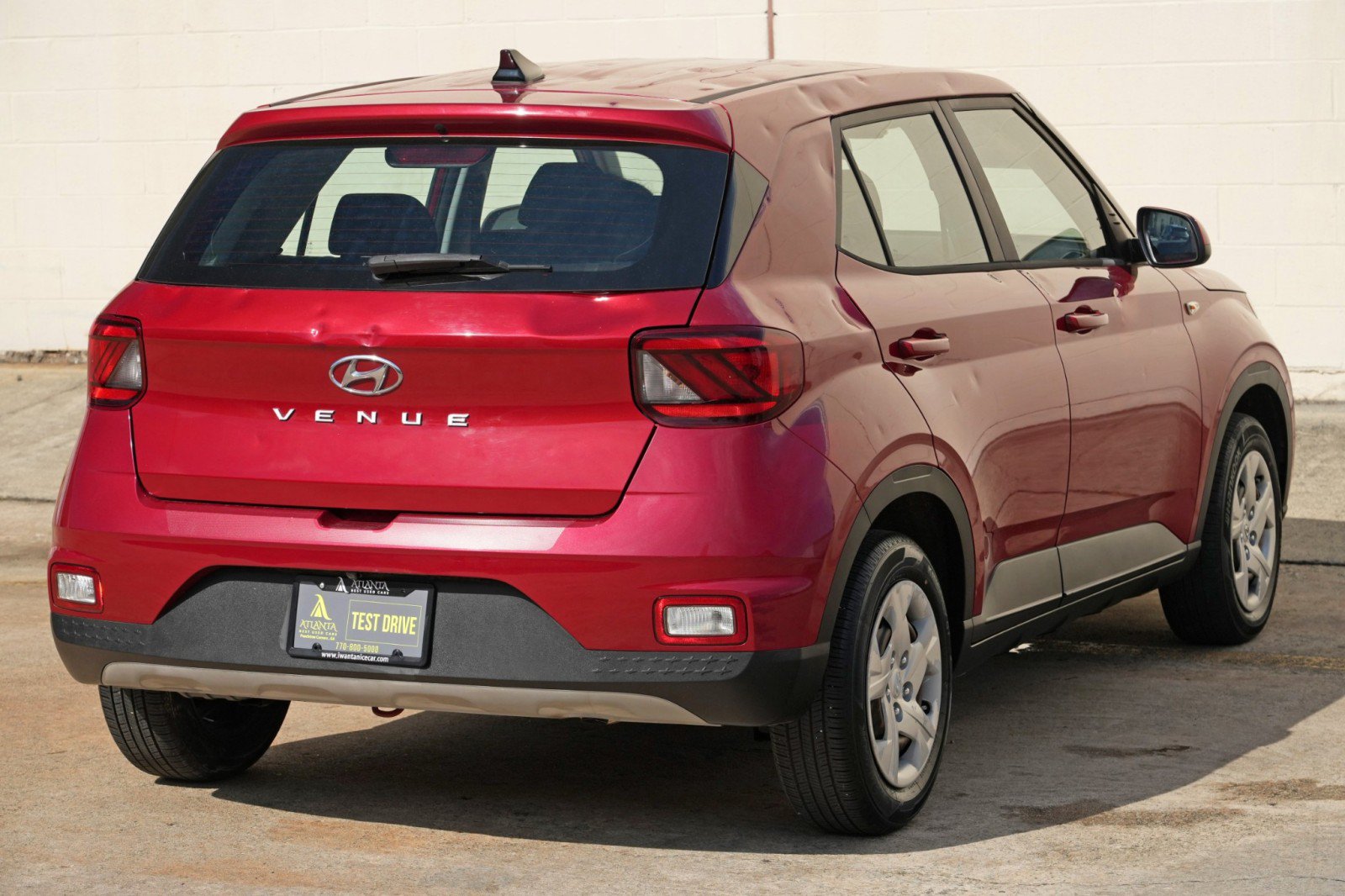 Used 2020 Hyundai Venue SE FWD image 43