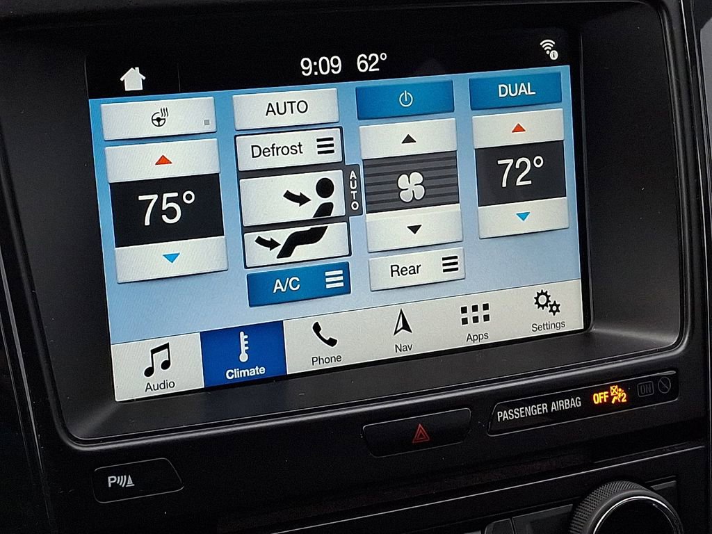 Certified 2018 Ford Explorer XLT w/ Equipment Group 202A AWD/4WD image 18