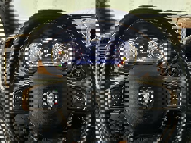 Used 2024 RAM 2500 Limited image 11