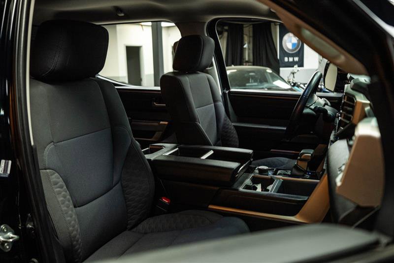 Used 2022 Toyota Tundra SR5 w/ SR5 Convenience Package image 13