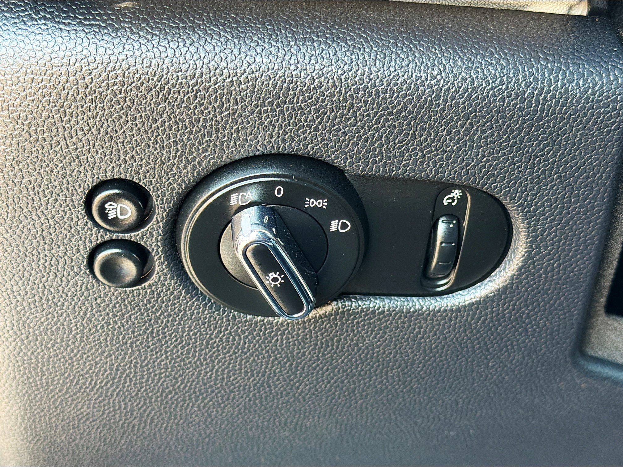 Used 2024 MINI Cooper S image 33