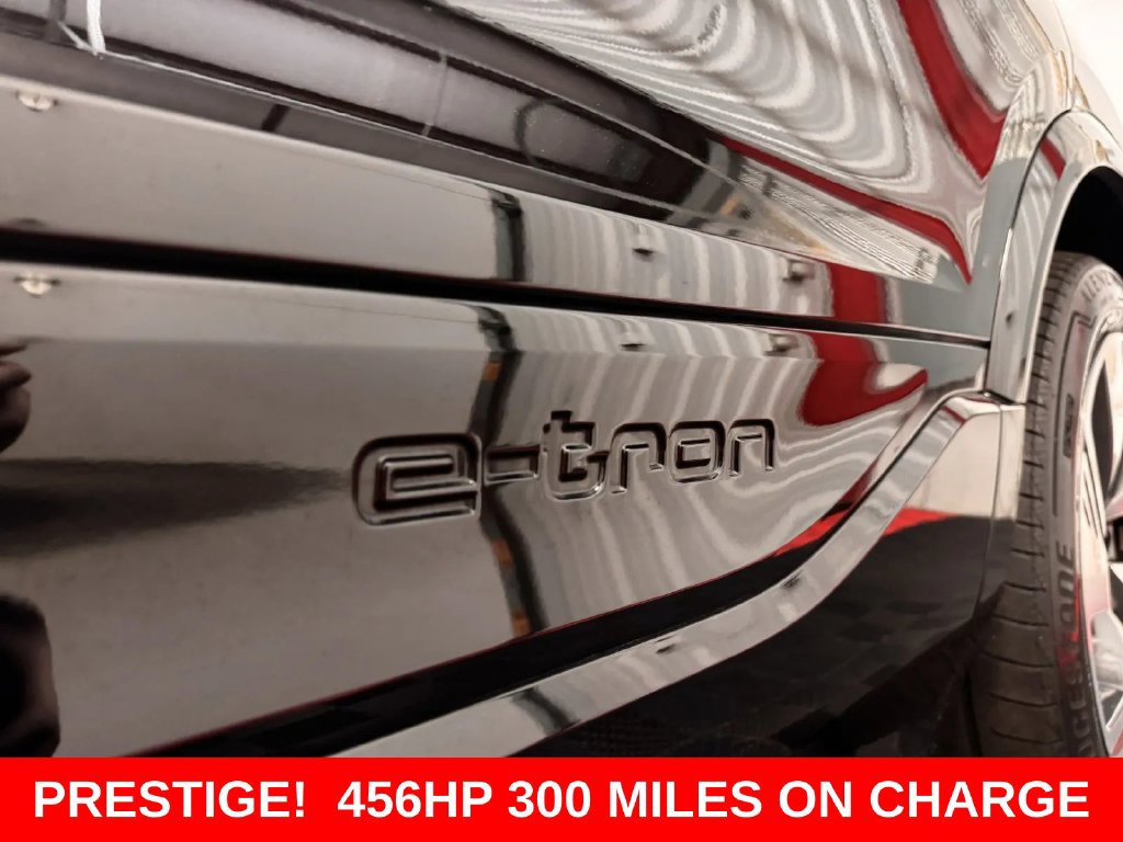 Used 2025 Audi Q6 e-tron Prestige w/ 20" Wheel Package AWD/4WD image 11