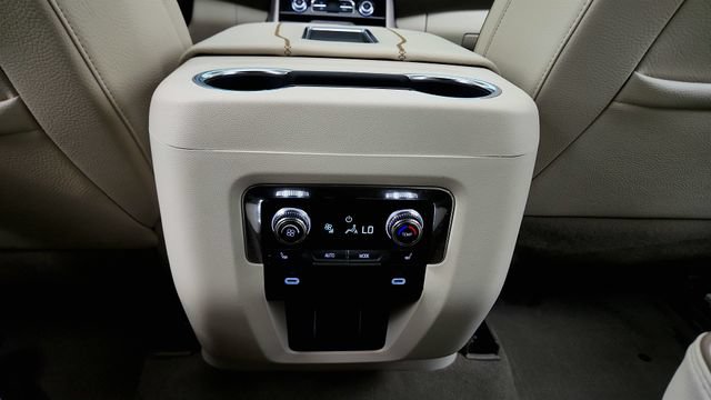 Used 2024 GMC Yukon Denali AWD/4WD image 60