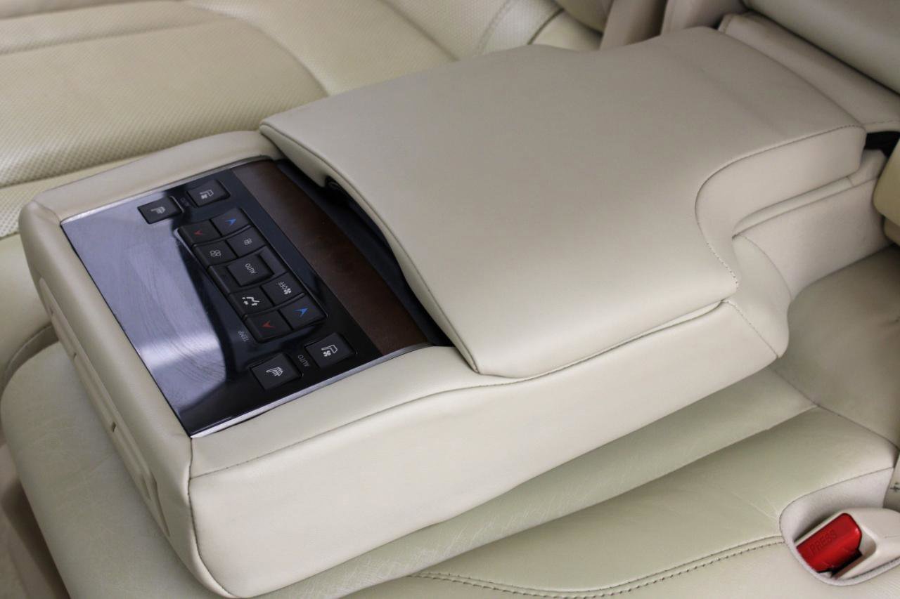 Used 2017 Lexus LX 570 4WD w/ Luxury Package image 41