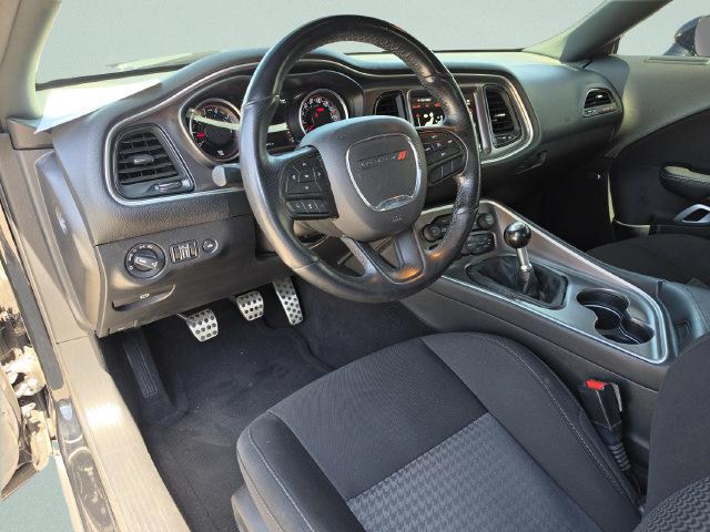 Used 2021 Dodge Challenger R/T Scat Pack RWD image 11