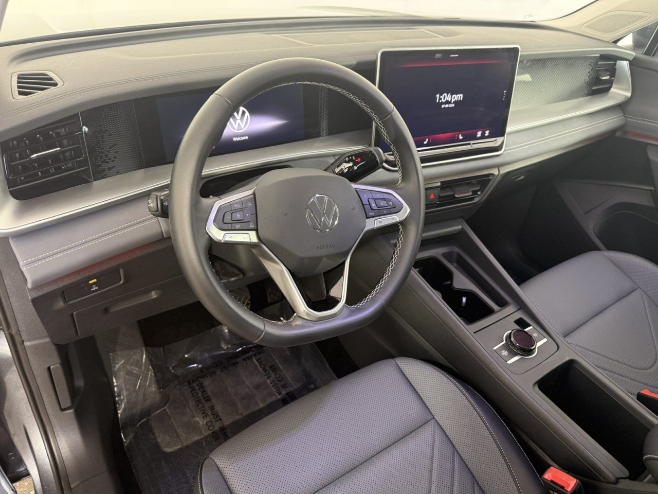 Used 2026 Volkswagen Tiguan SE FWD image 15
