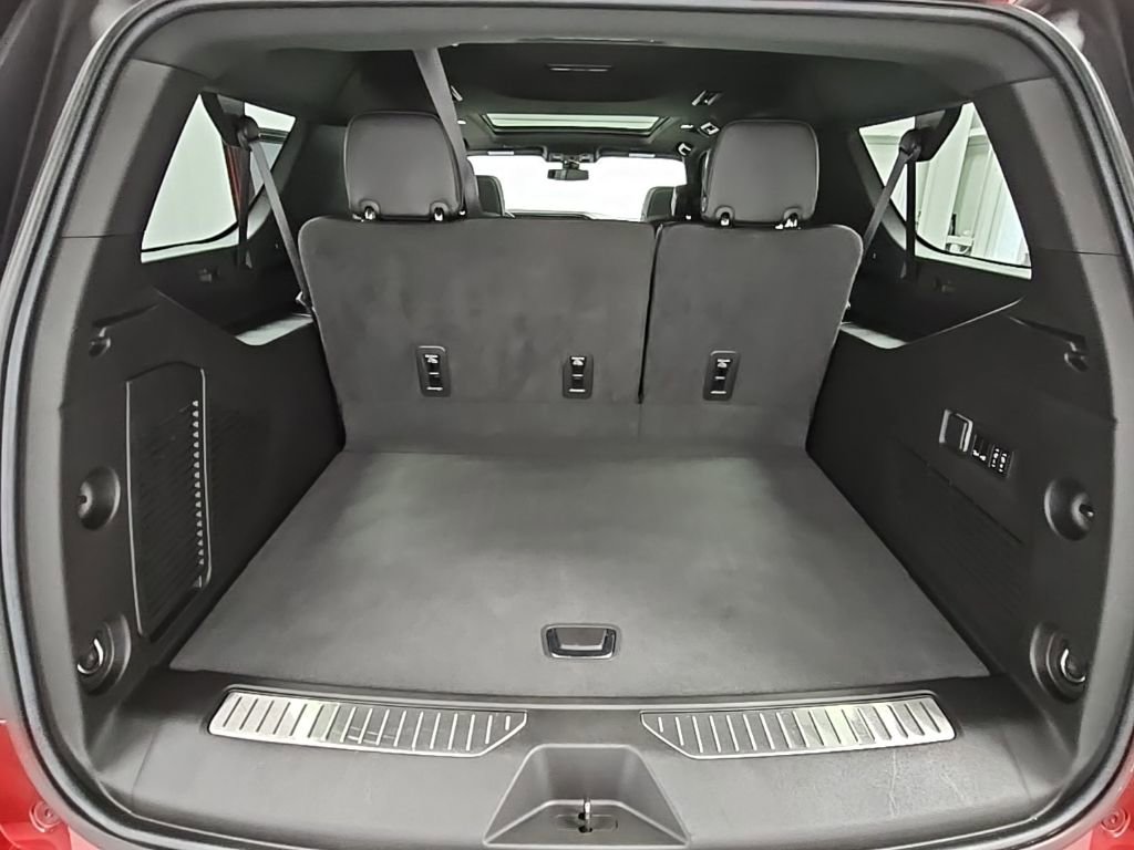 Used 2022 GMC Yukon XL Denali image 39