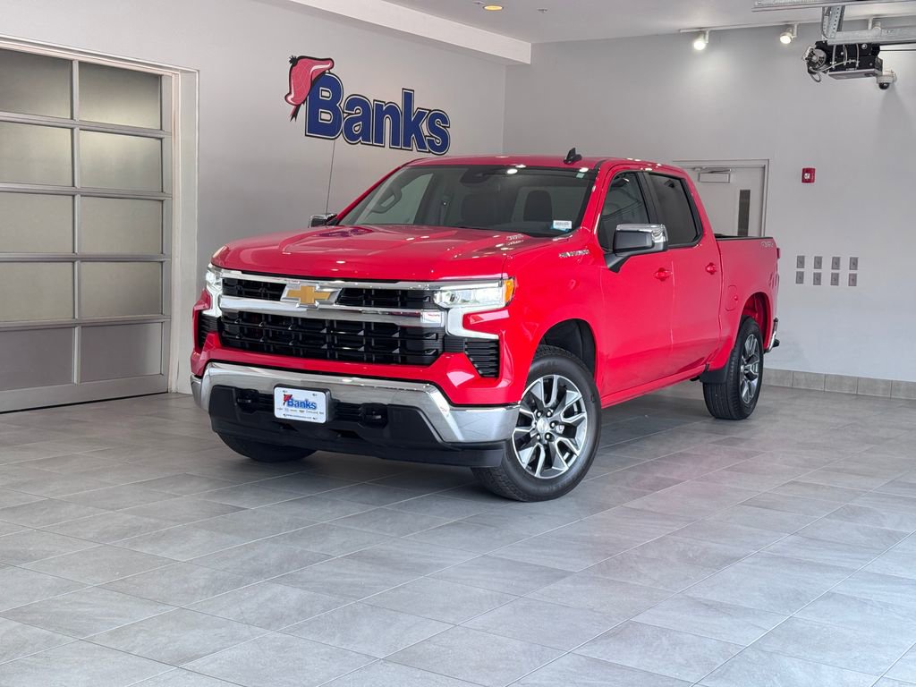 Certified 2025 Chevrolet Silverado 1500 LT image 2