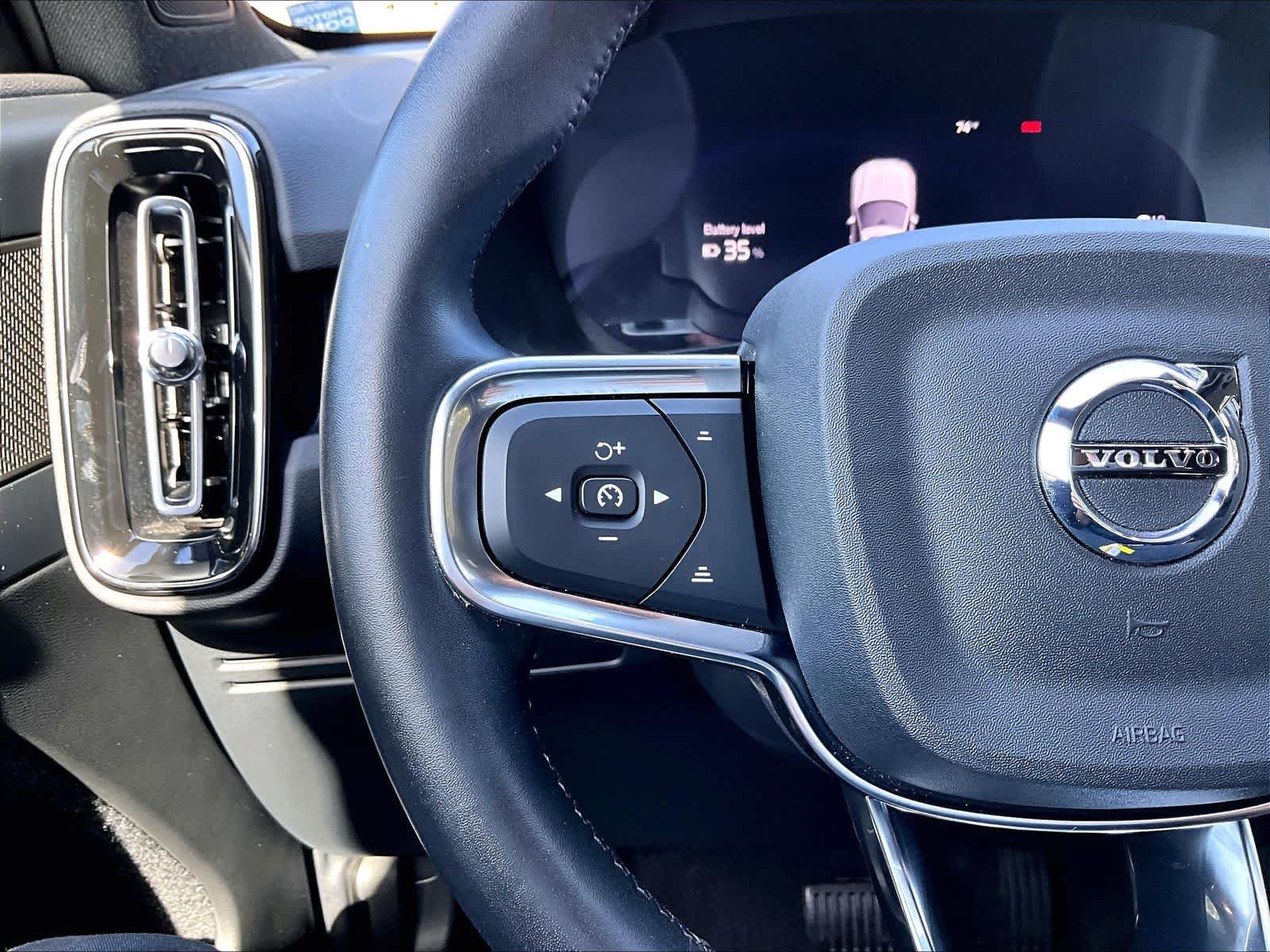 Used 2024 Volvo XC40 Recharge Ultimate w/ Protection Package Premier AWD/4WD image 22