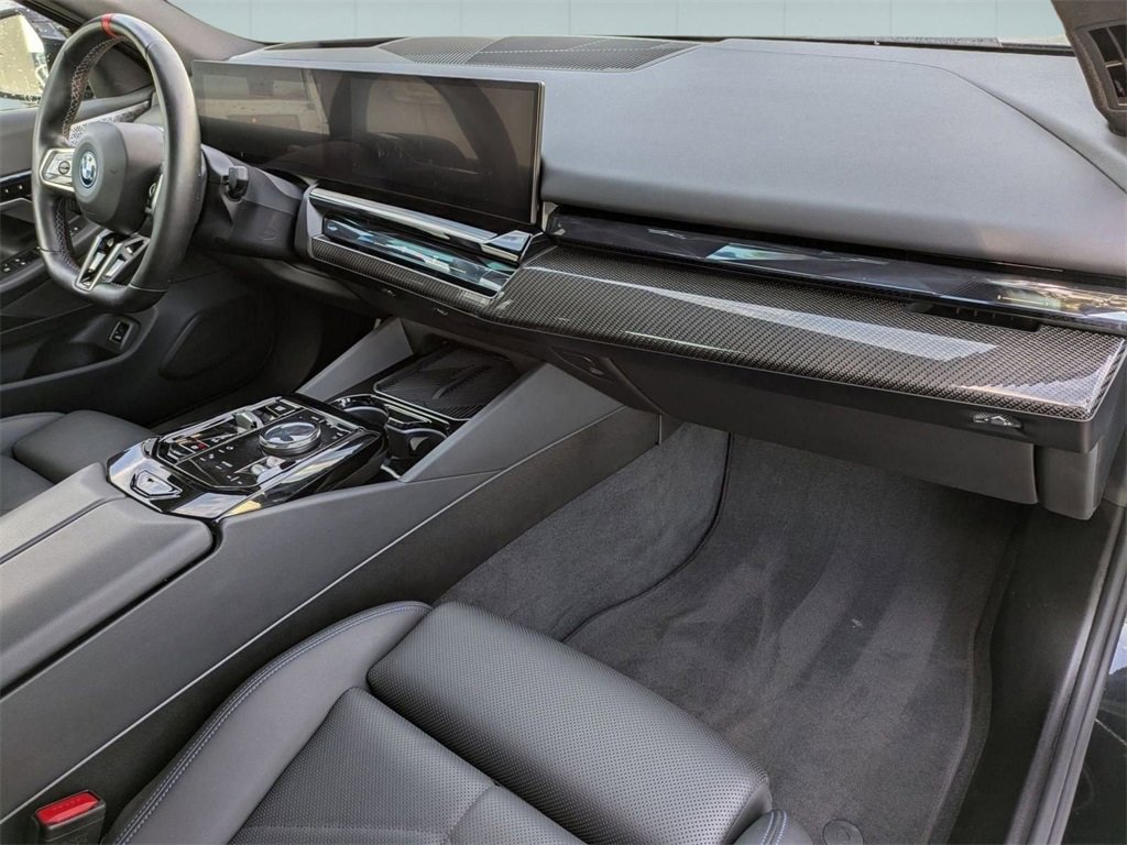 Used 2024 BMW i5 M60 w/ Premium Package image 6