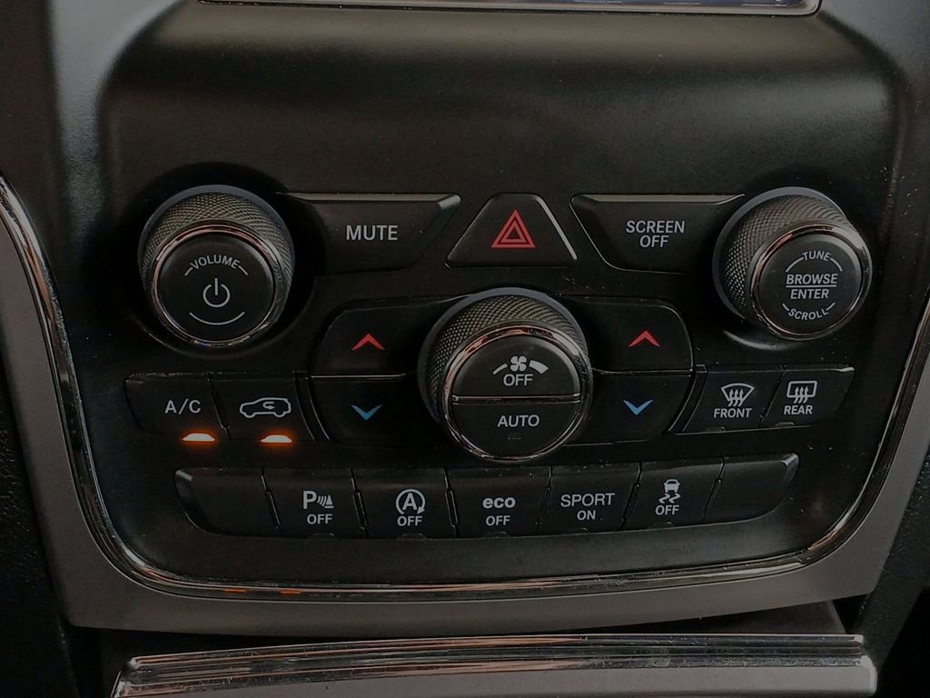 Used 2021 Jeep Grand Cherokee Freedom Edition RWD image 36