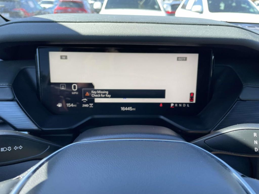 Used 2024 GMC Acadia AT4 w/ Luxury Package image 36