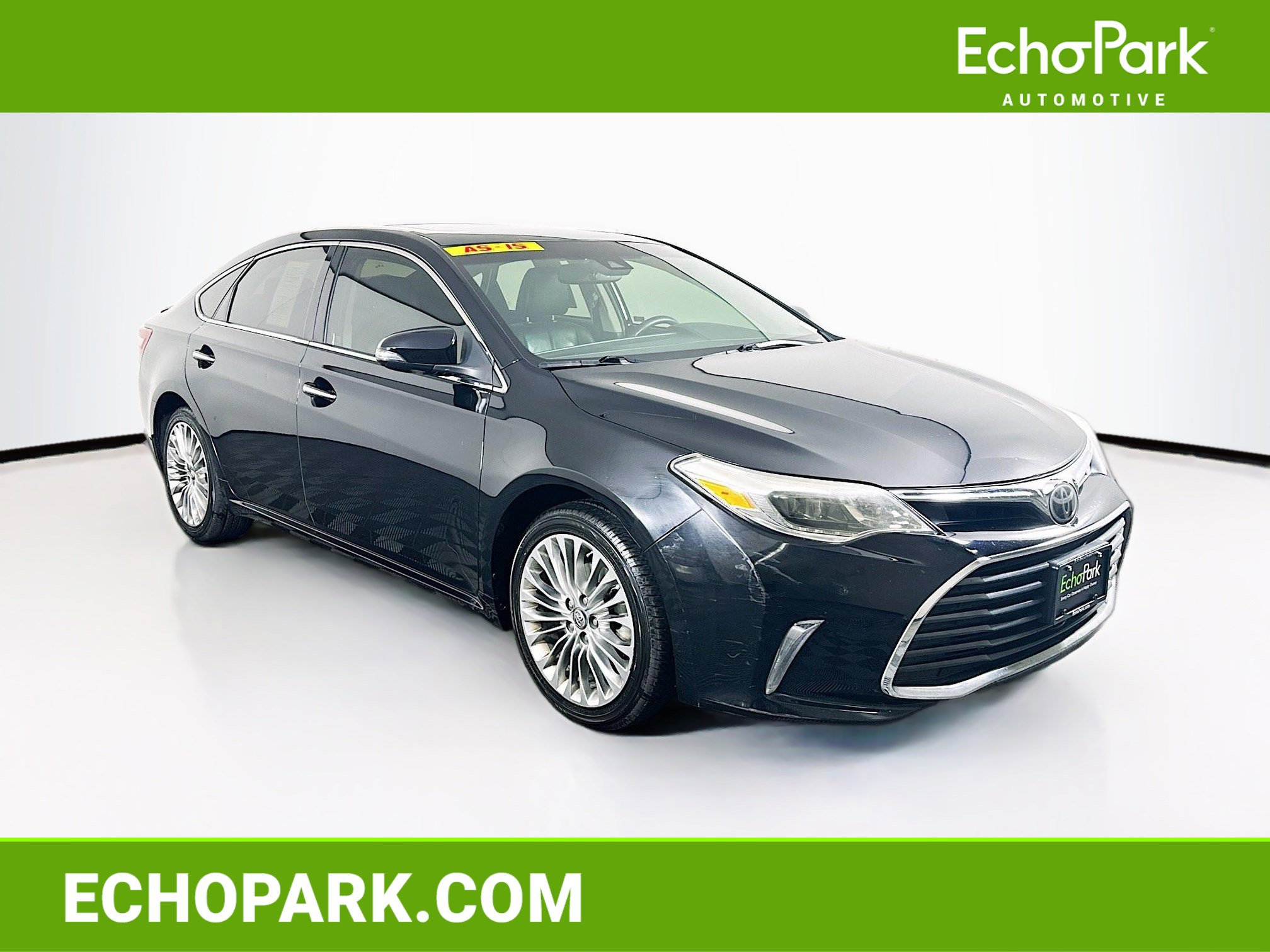 Used 2017 Toyota Avalon Limited FWD image 1