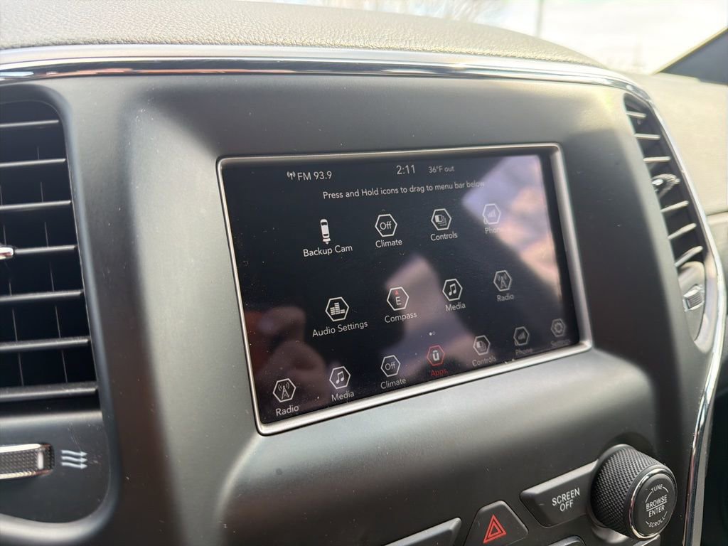 Used 2021 Jeep Grand Cherokee Laredo image 29