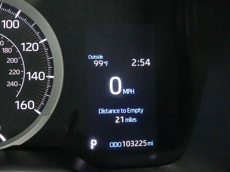 Used 2022 Toyota Corolla LE FWD image 32