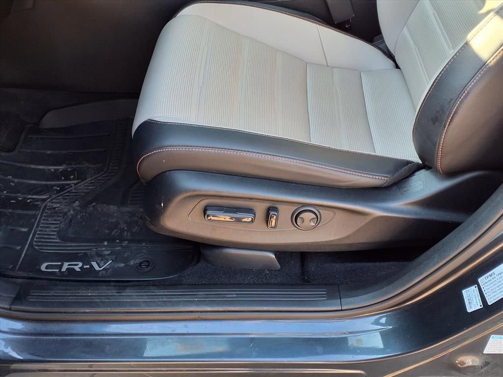 Used 2023 Honda CR-V Sport Touring image 17
